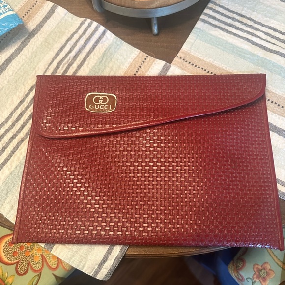 COPY - Gucci Red Clutch - Picture 1 of 2